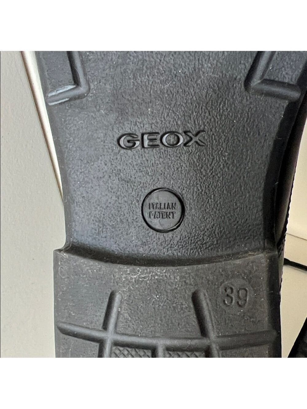 GEOX Black Leather Classic Oxfords Size EU 39/US 6 - Picture 11 of 15